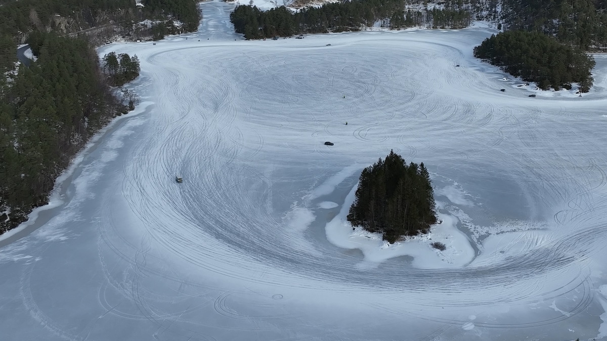 Her køyrer dei ulovleg: 21 blir melde for køyring på isen