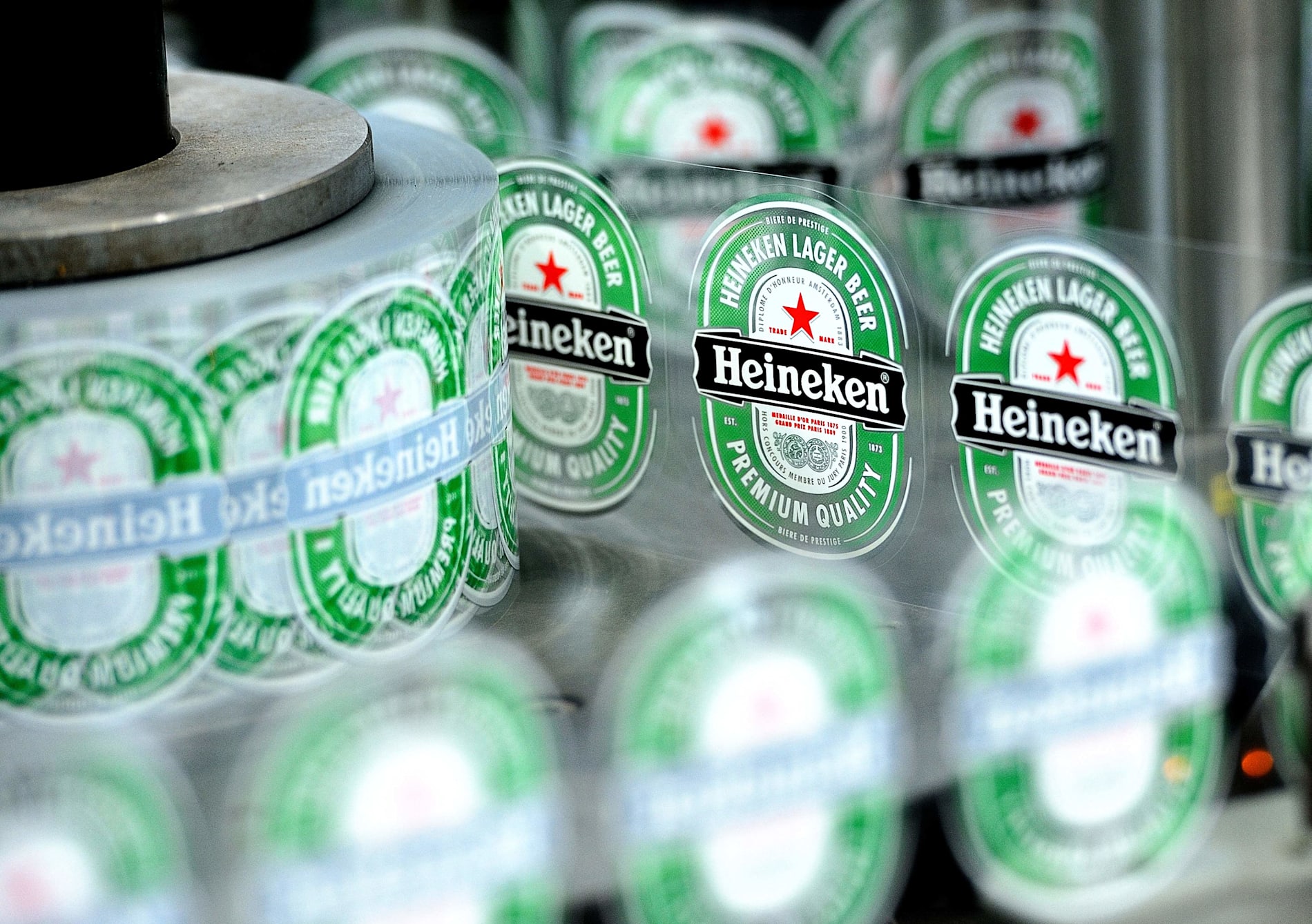 Heineken skal kutte 5000–6000 stillinger