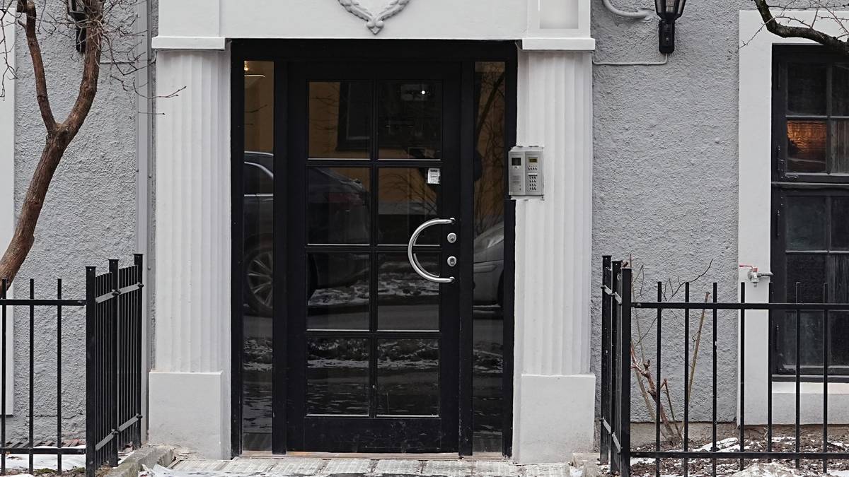 Økokrim ransakar leilegheita til Thorbjørn Jagland