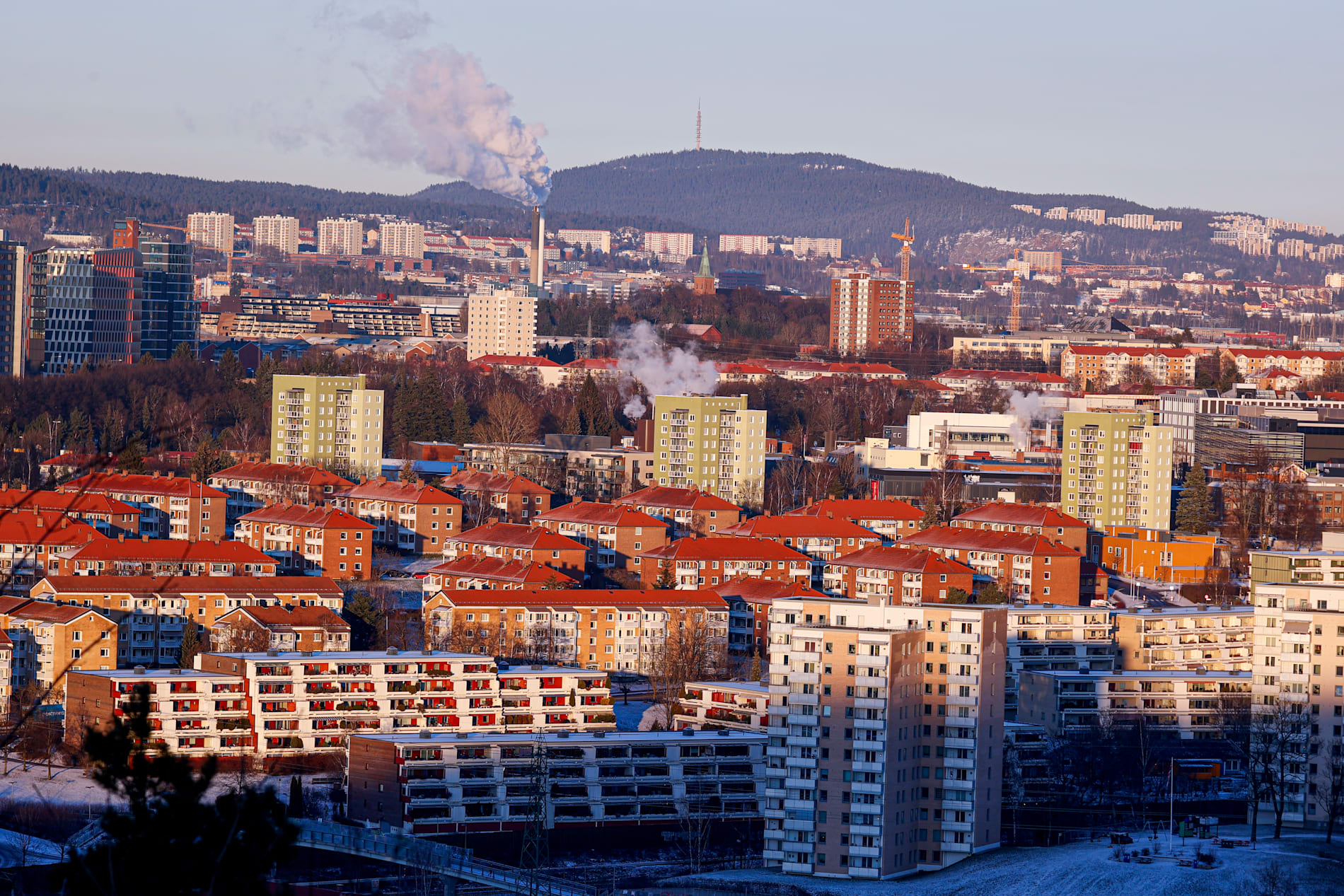 Krever avklaring av Stoltenberg om «skattebomben»