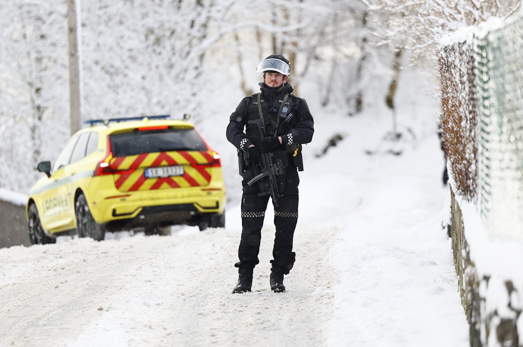 Dramatisk politiaksjon i Bergen: 
–⁠ Vurderer fortløpende sikkerheten for naboer