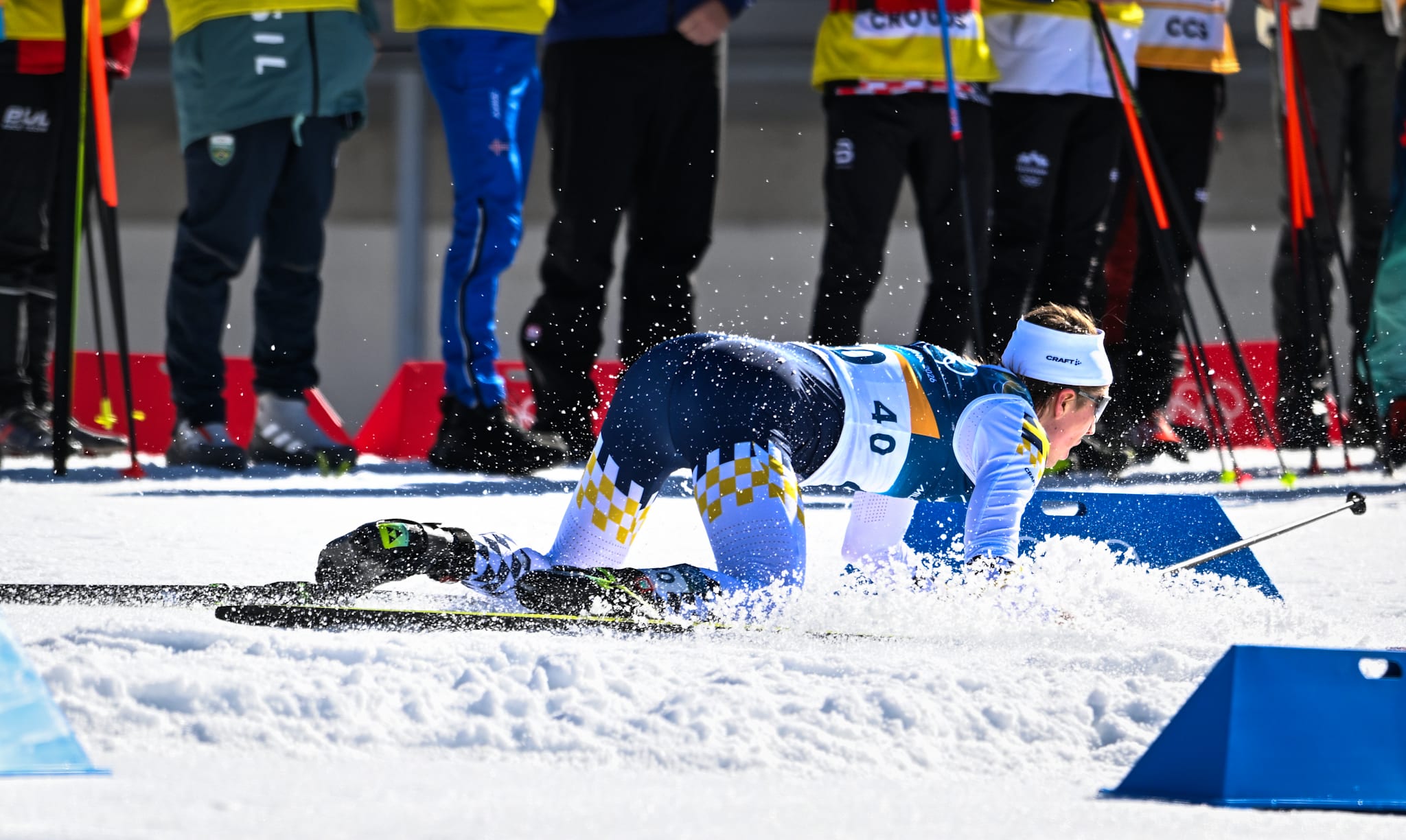 Desperasjon i svensk herrelangrenn før femmilen: – Kaotisk