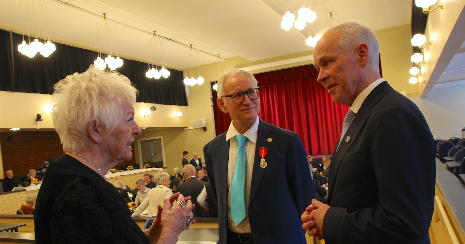 Leif-Runar fikk Kongens Fortjenstmedalje: – Skulle noen av oss få det, så måtte det nesten være deg!
