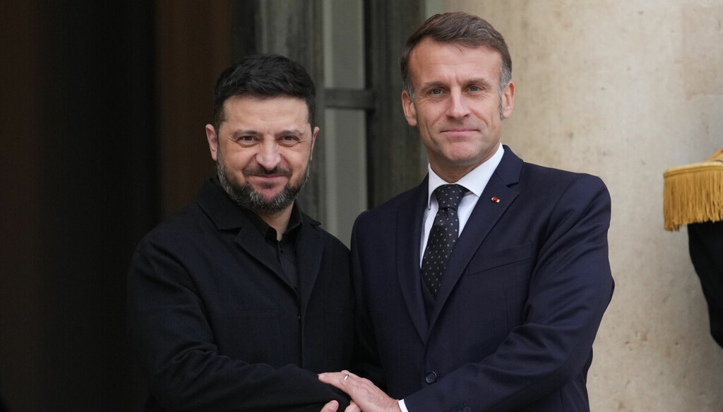 Møter Macron for å holde trykket oppe om fredsplanen