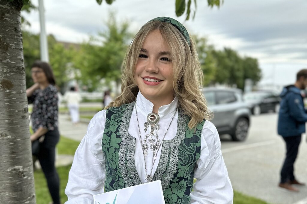 Linn Helen (20) begynte å miste håret da hun var seks: – Følte meg alene og annerledes 