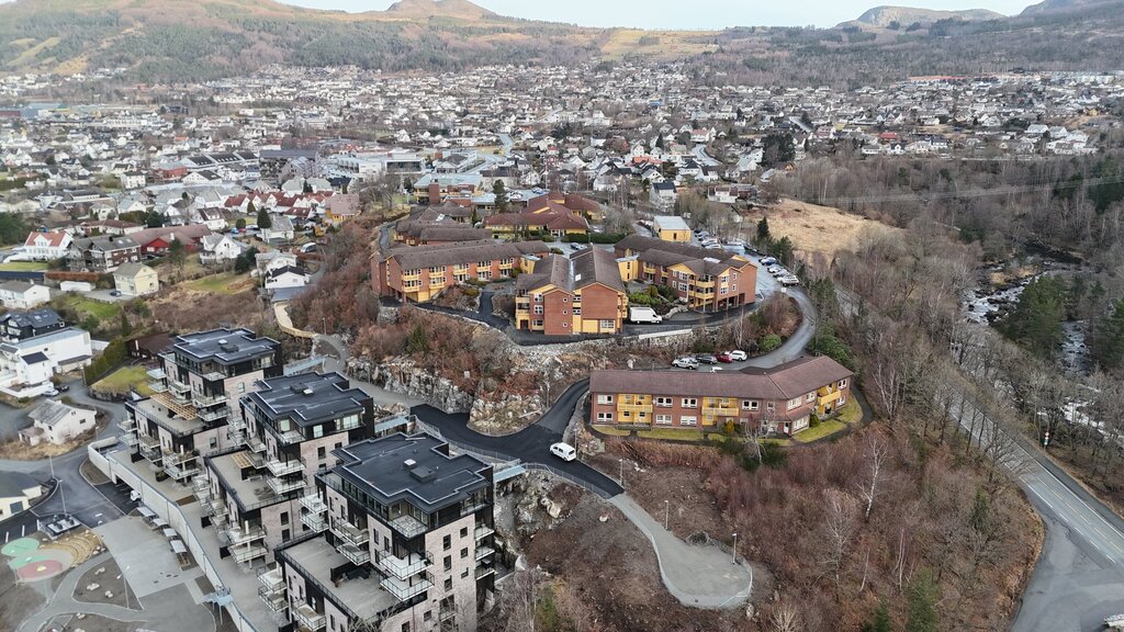 Bebuar måtte bli flytta då alarmen gjekk på Jonsokberget: – Naturleg nok noko uro blant naboane 