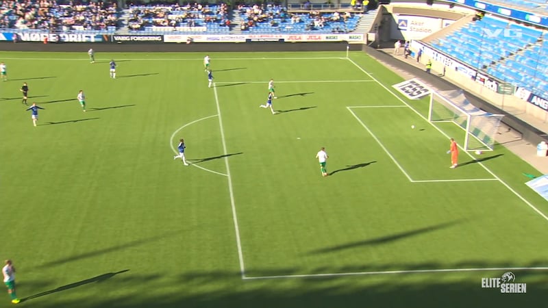 Raste i pausen – så startet festfotballen for Molde