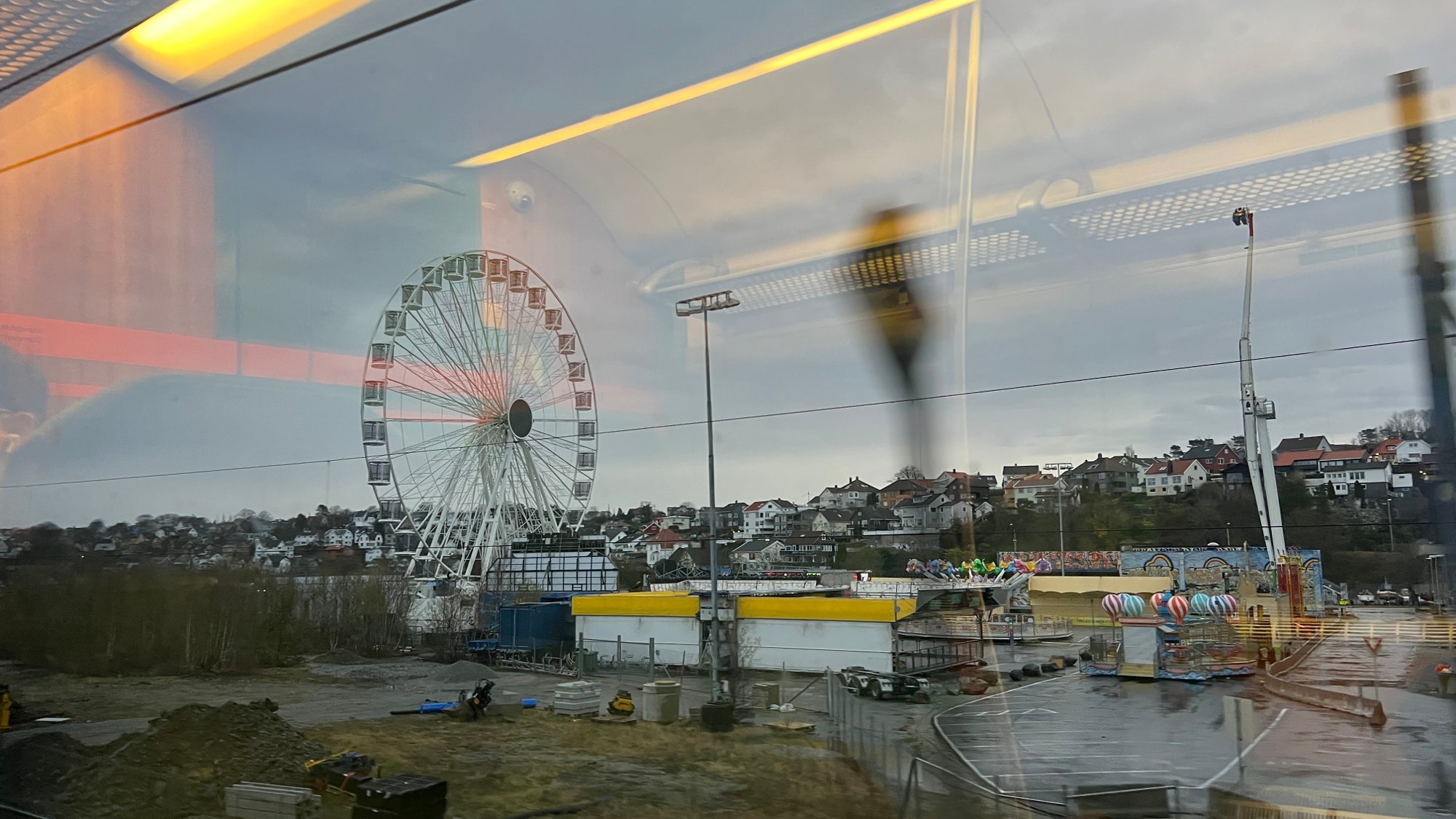 Synlig politi ved Paradis togstasjon