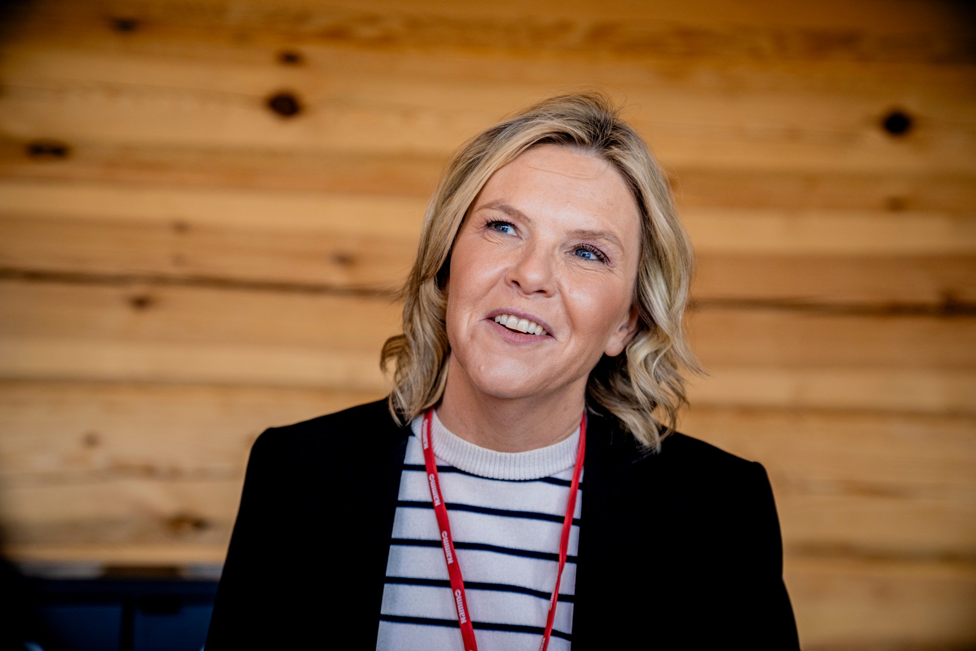 Frp og Høyre får flertall alene på ny måling – Ap under 20 prosent