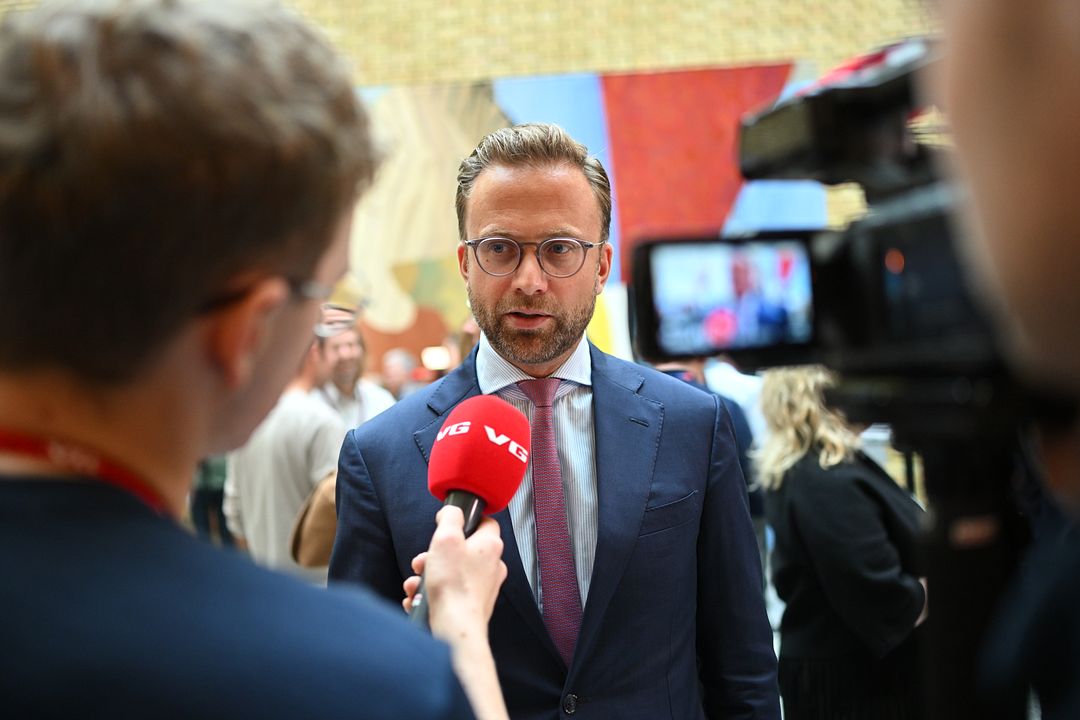 Høyre vil sette avgiftskutt på pause: – Finansministeren abdiserer 