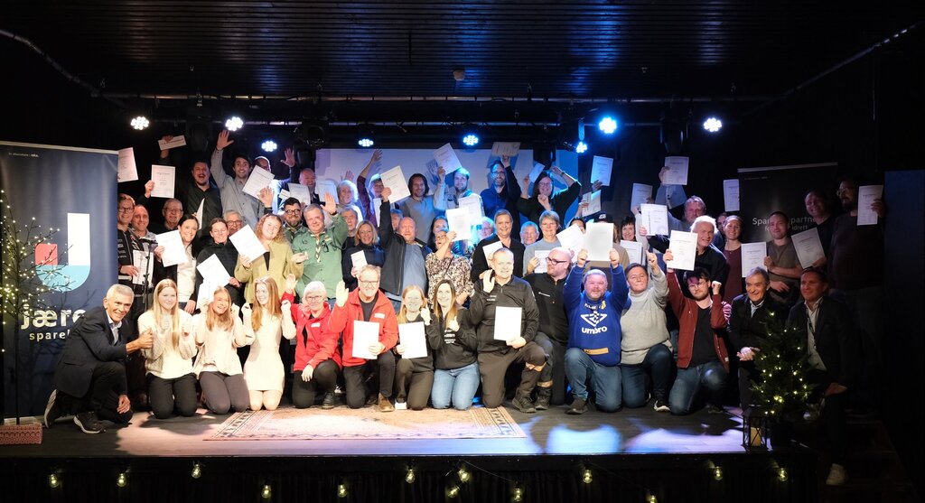 Delte ut bank-millioner til frivillige. Se hvem som fikk