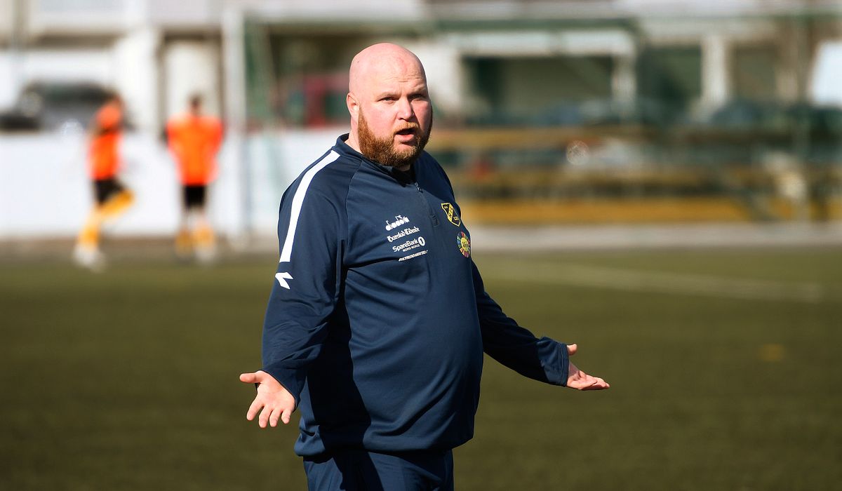 Enig med HIL – tilbake i trenerteamet
