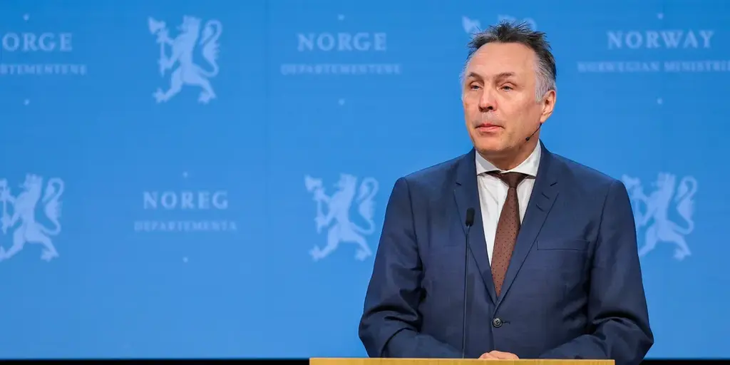 DN mener: Vanvittige munnbind