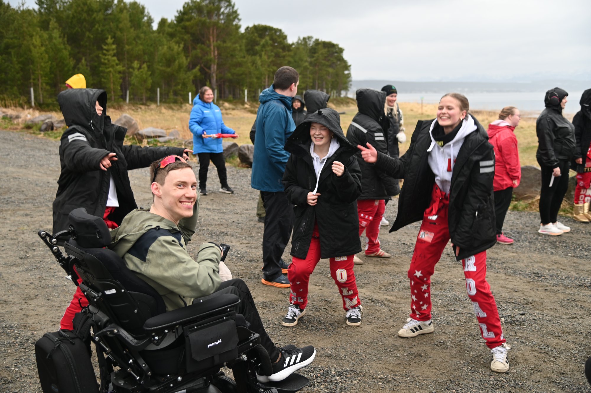 Her får Mats og hans venner danse med russen