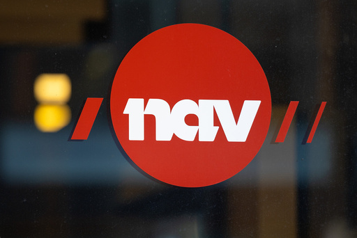 Bil sto stille i vegen på E39