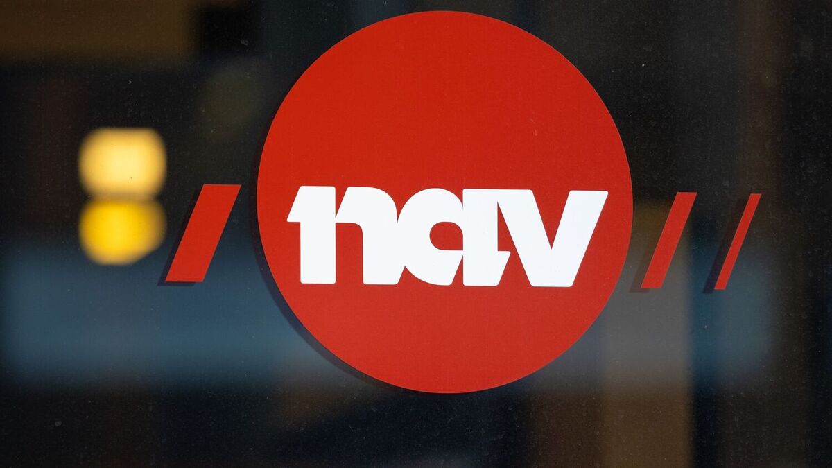 Bil sto stille i vegen på E39