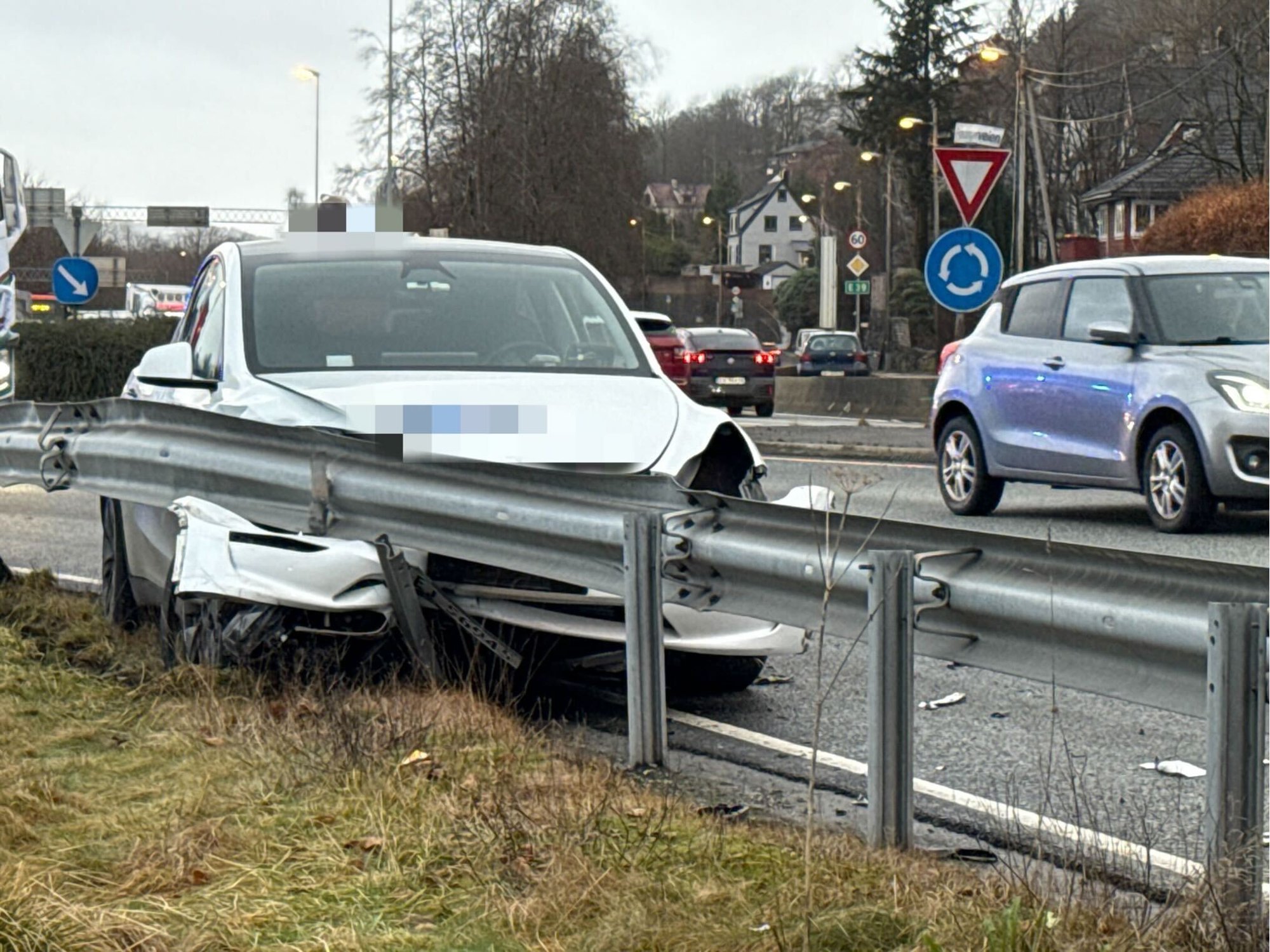 Kollisjon mellom lastebil og personbil ved Kristianborg