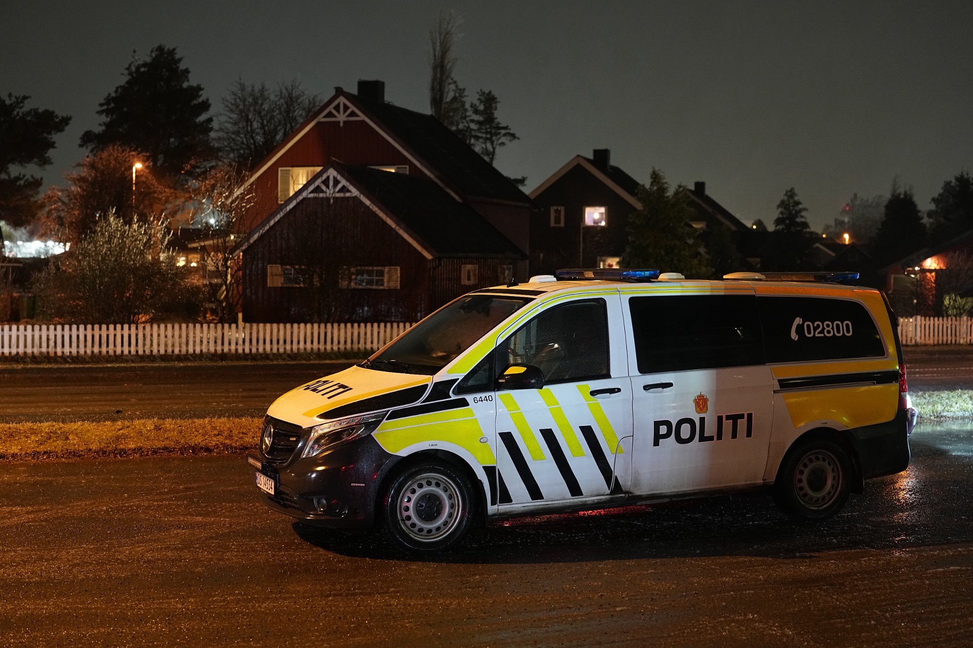 Påkjørt i fotgjengerfelt – behandles av helsepersonell