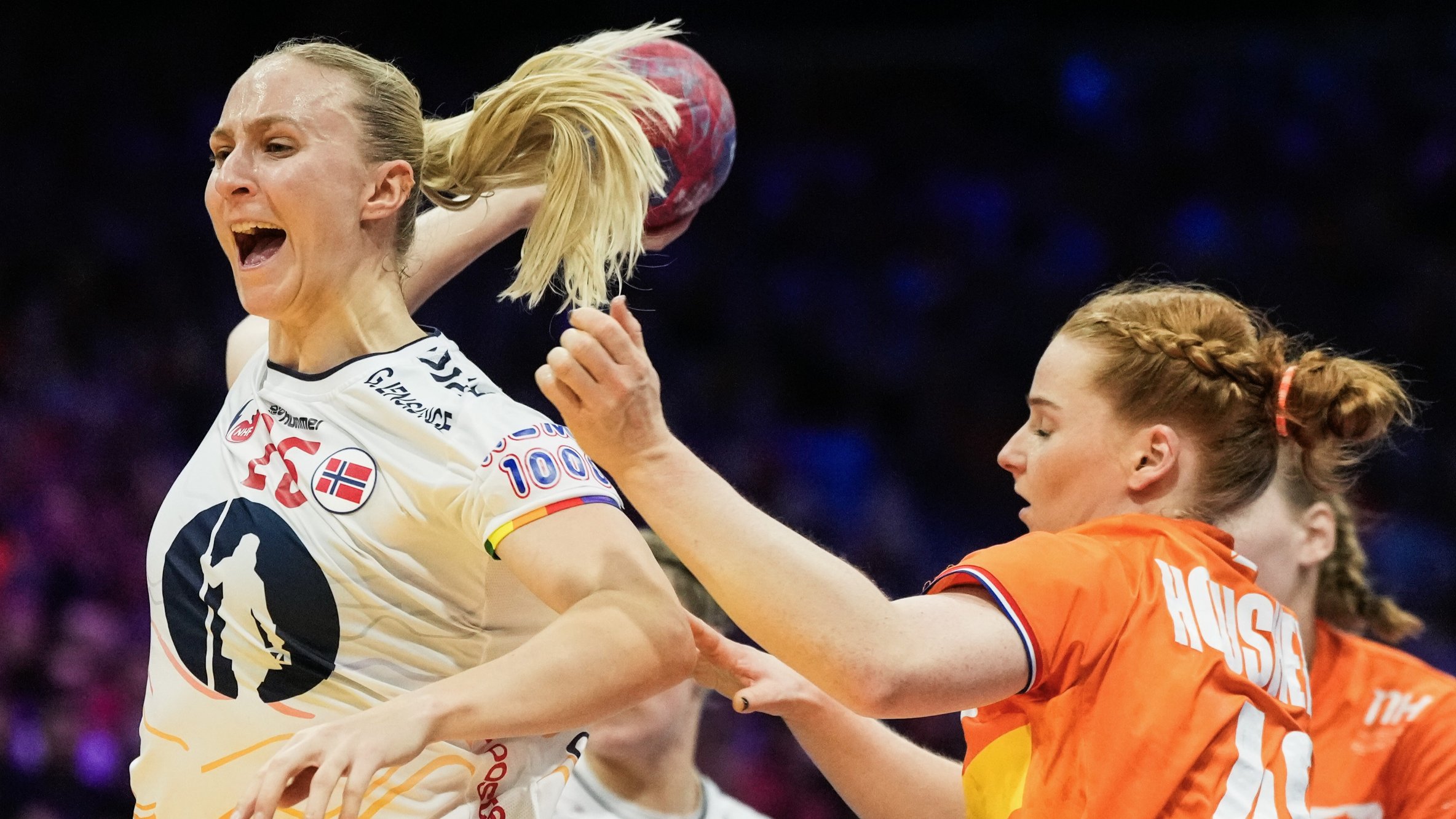 Ville scener: Norge-benken i harnisk