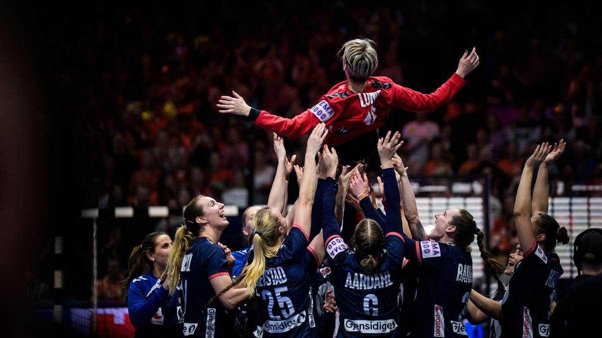 Feiret med datteren etter VM-gull: – Håper det kan inspirere henne