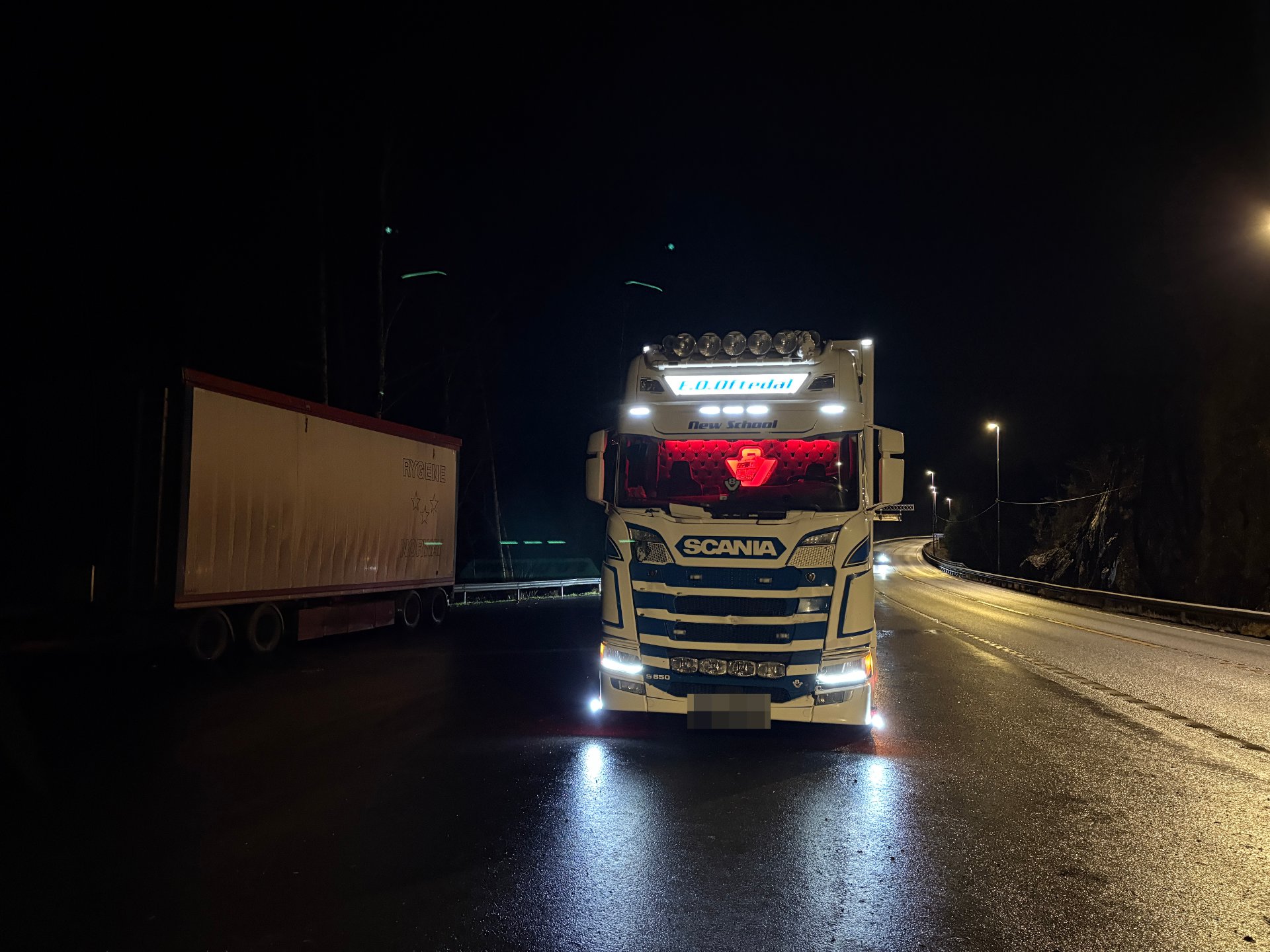 Trafikkulykke på E18