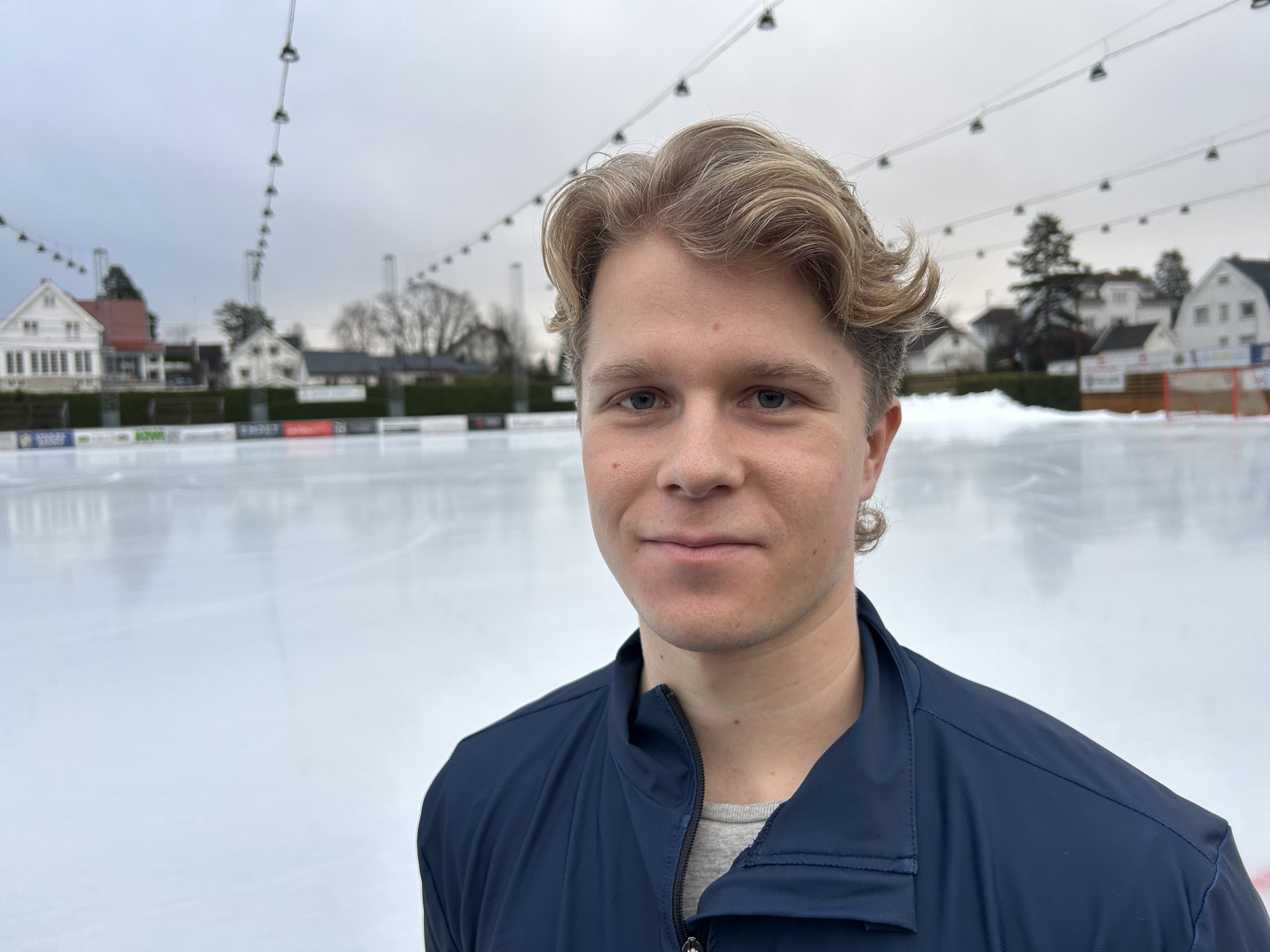 Samuel (23) jakter kjærligheten i Bærum – bruker Tinder til hjelp 