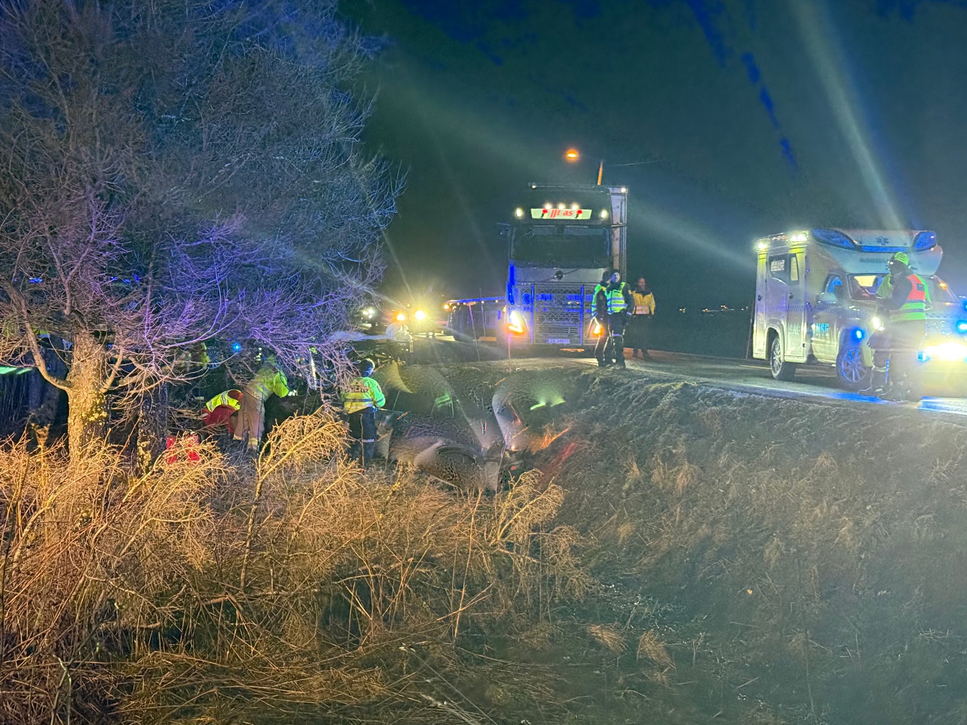 Én person omkom i trafikkulykka onsdag kveld
