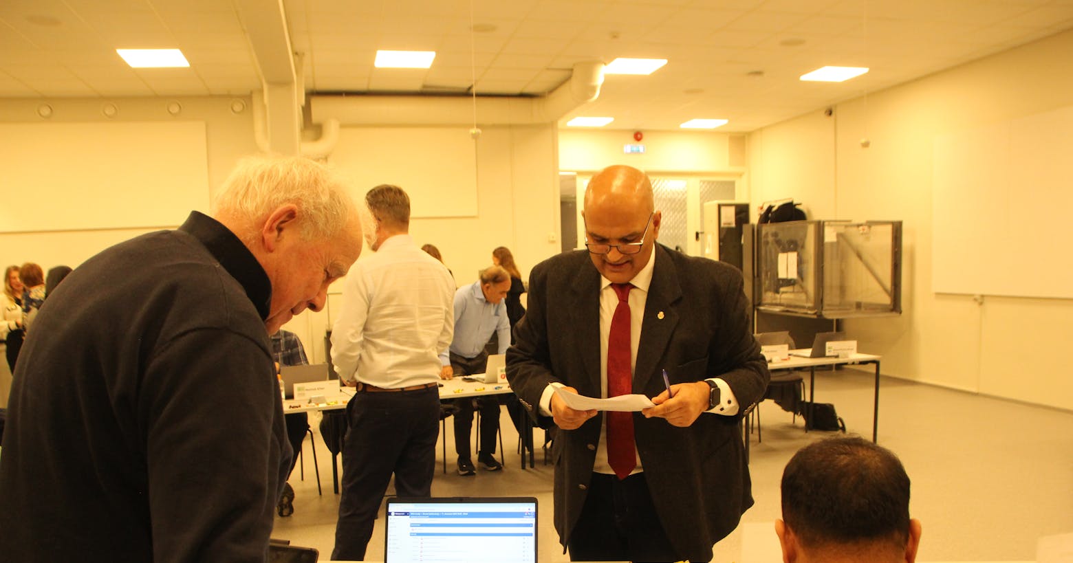 Tøffe prioriteringer i Stovner: Jobb og barn skjermes i stramt budsjett