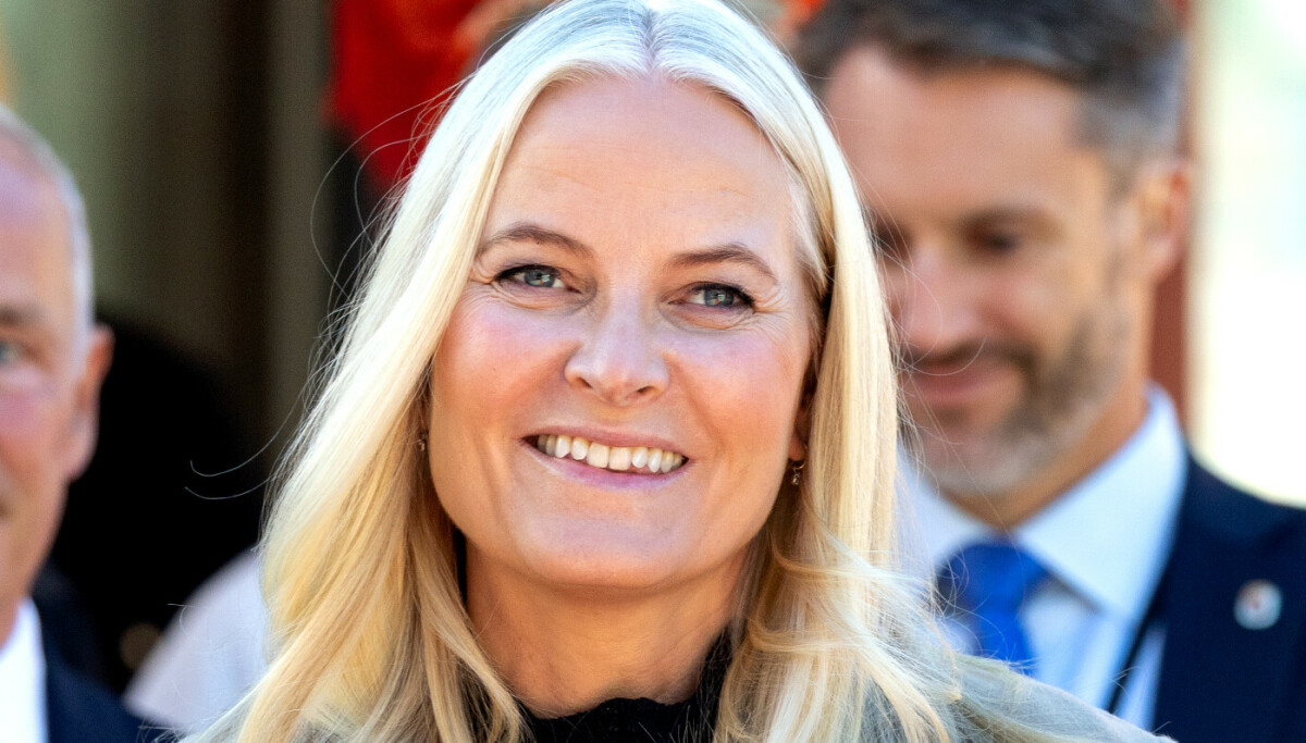 Stiller opp på jobb