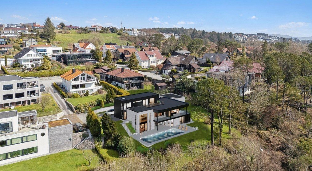 Ole Christoffer Ertvaag og kona vil rive huset i Ragnhilds gate og bygge villa med basseng