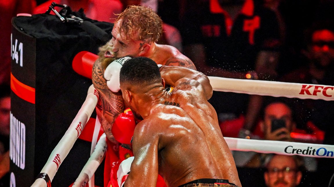 Pådro seg to kjevebrudd i storkampen