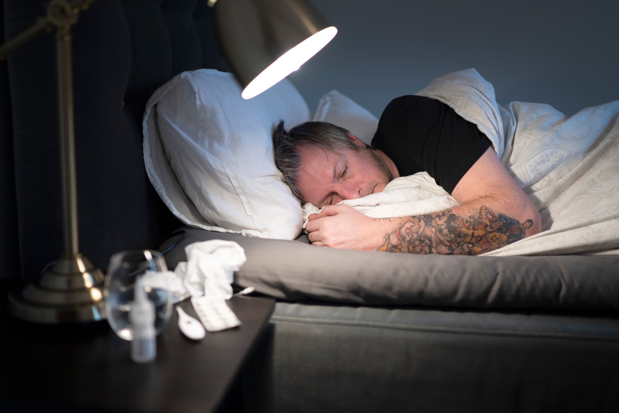 Hent fram munnbindet? Slik unngår du influensa i julen