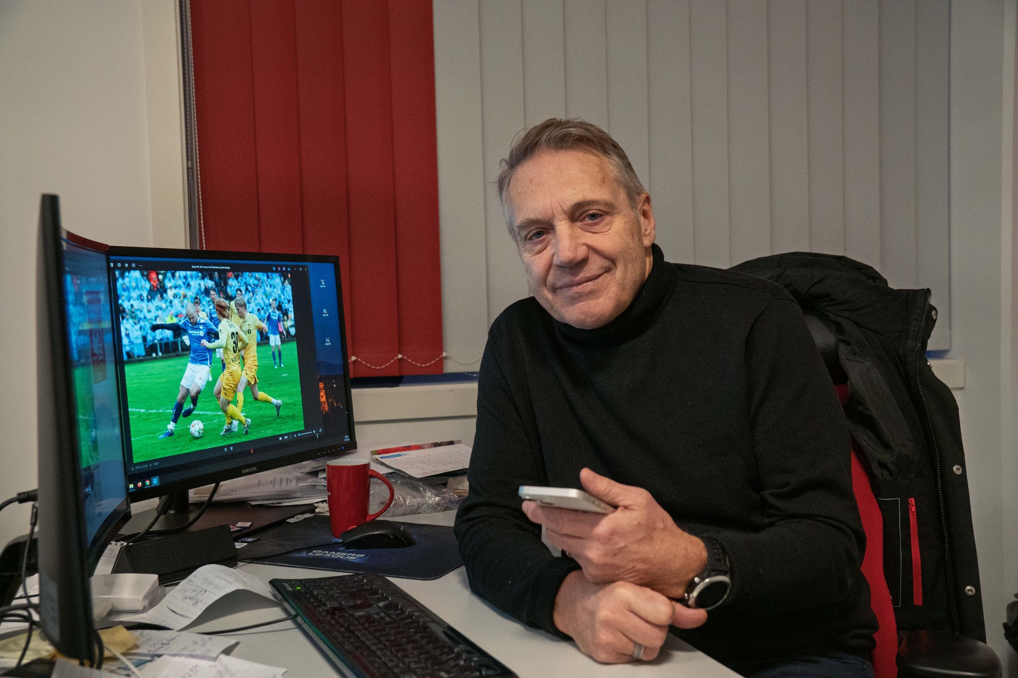 Etter 40 år med sport rydder journalisten pulten: Takk for kampen, Per! 