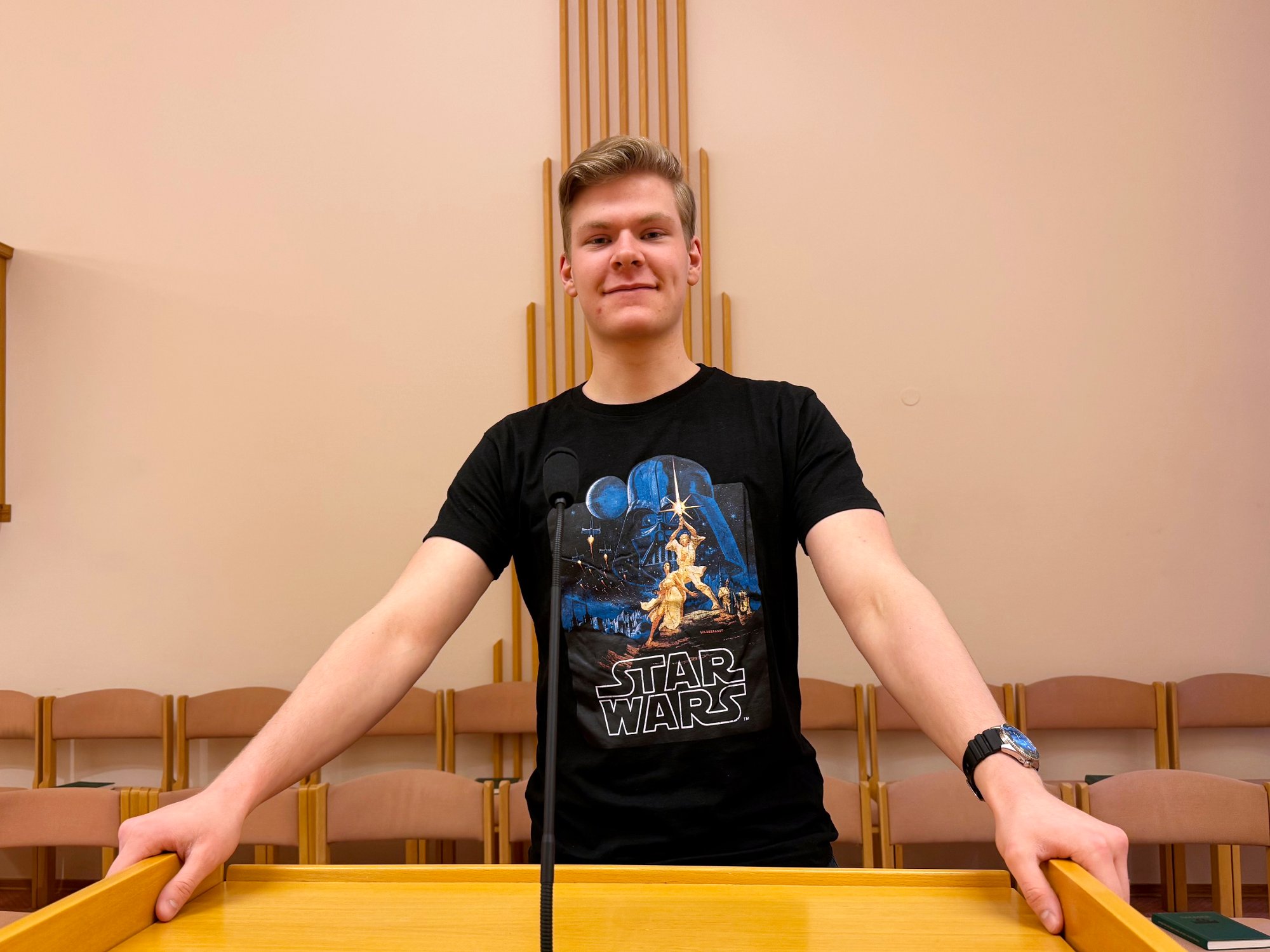 Mikkel (20) lever uten alkohol, kaffe og sex