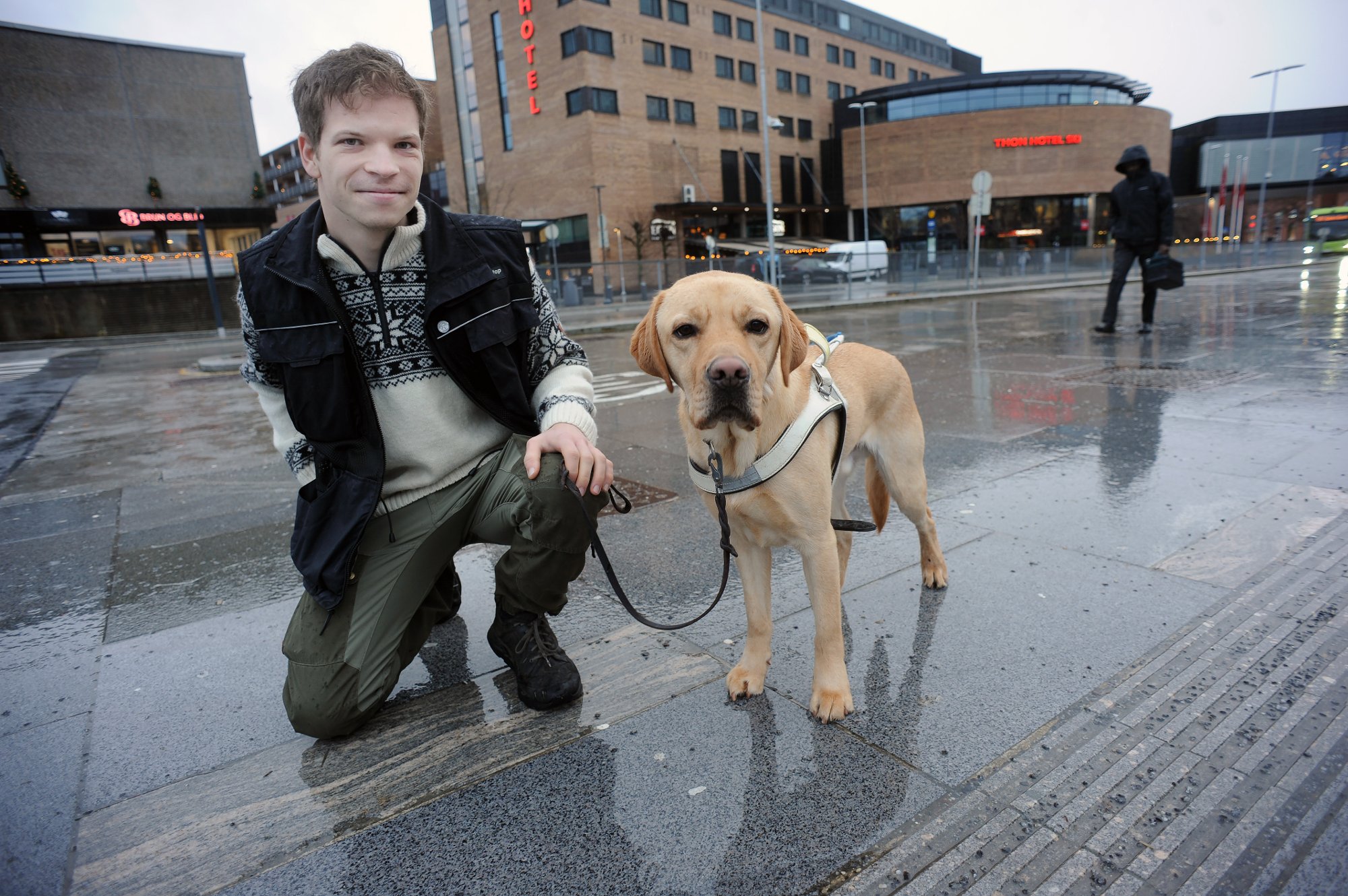 Med en blind mamma ble yrkesvalget enkelt for Kristian (22)
