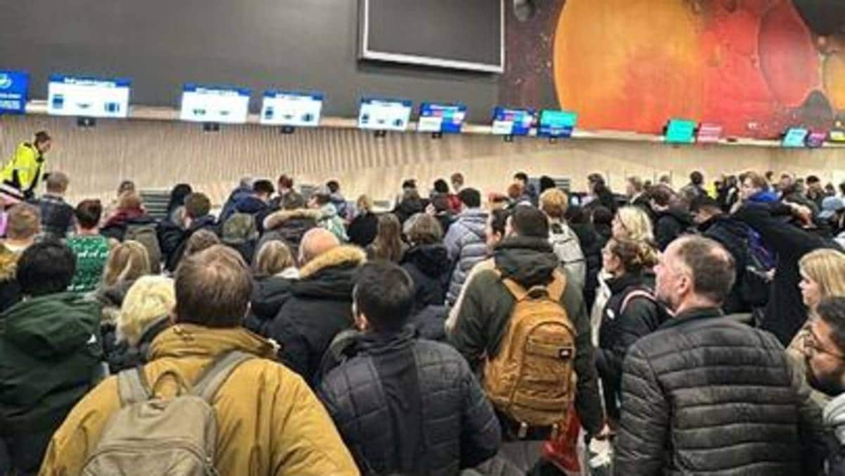 Kaos på Tromsø lufthavn etter uværet