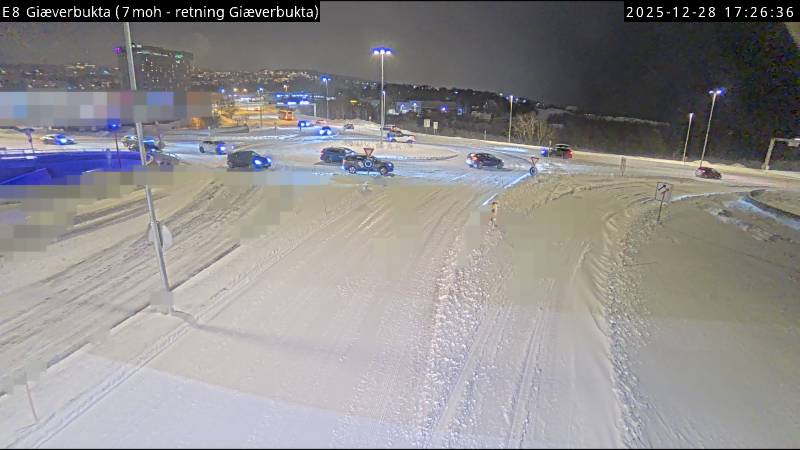 Uvær skaper trøbbel nord i landet – busser og ferger innstilt