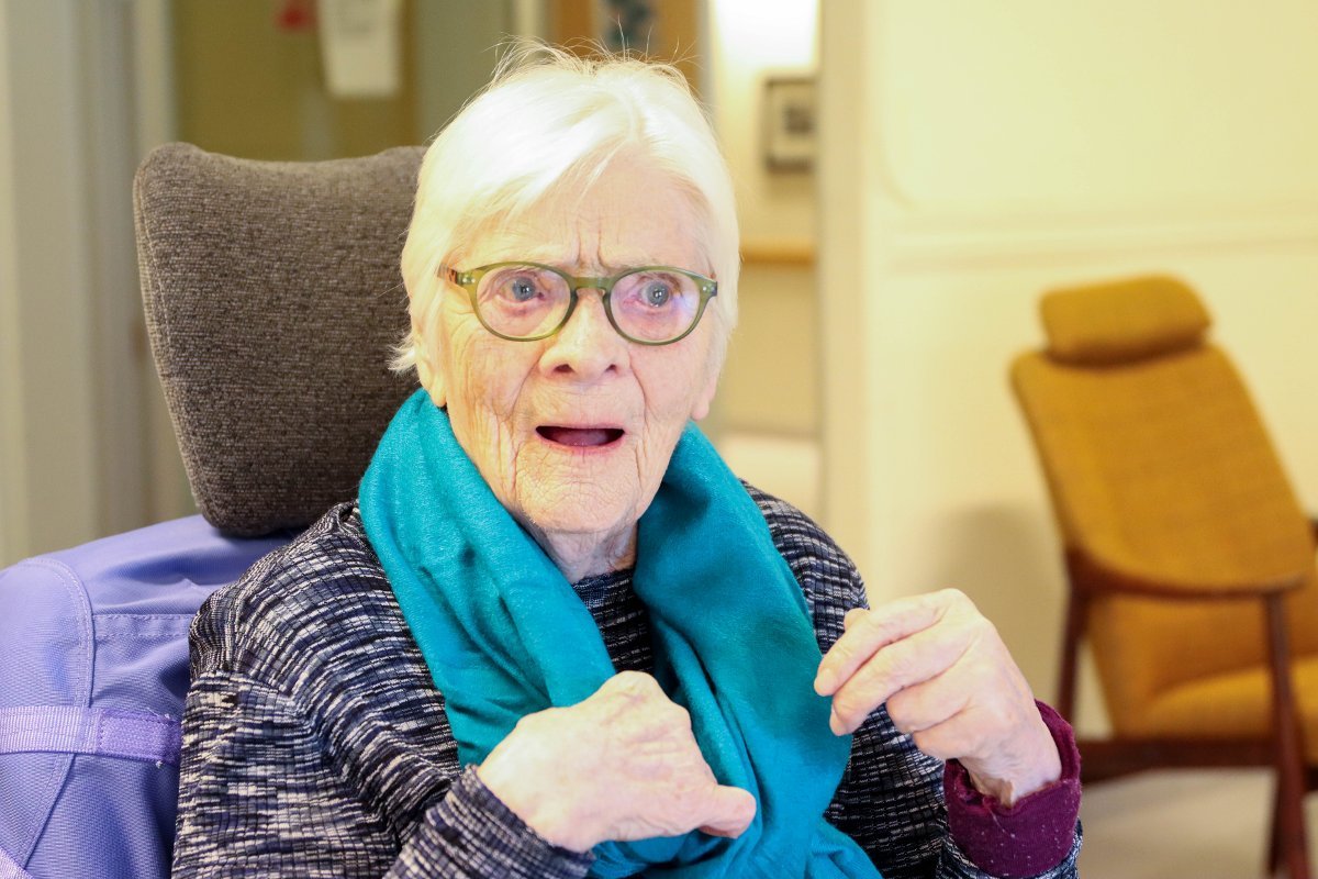 Margit Larsen er død. Ble født i Salhus i 1914