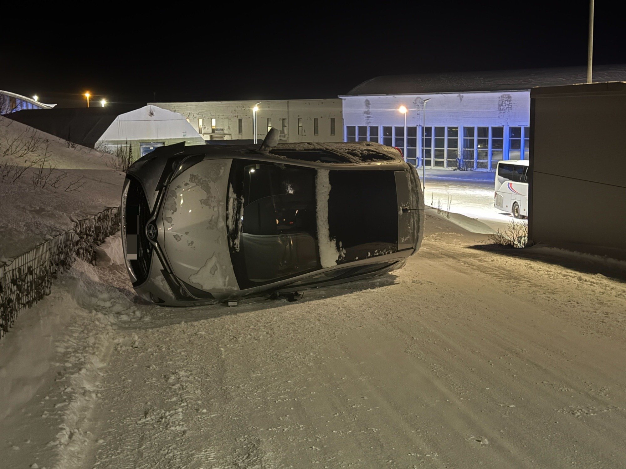 – Bil har tippet rundt