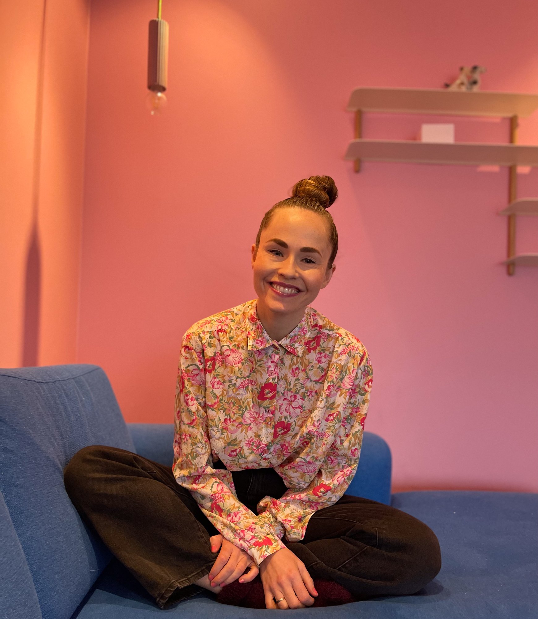 Trebarnsmoren Hege har endret livet sitt for å få hverdagen til å gå rundt: – Et stort sjokk å få barn