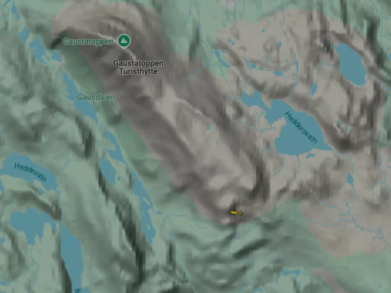 Gaustabanen startes for å få værfaste turister ned fra fjellet