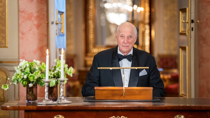 Kongen i alvors­tung nyttårs­tale: – Det er behov for akkurat deg