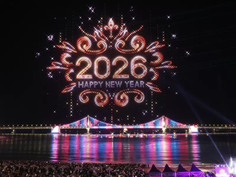 Fest og alvor da verden gikk inn i 2026