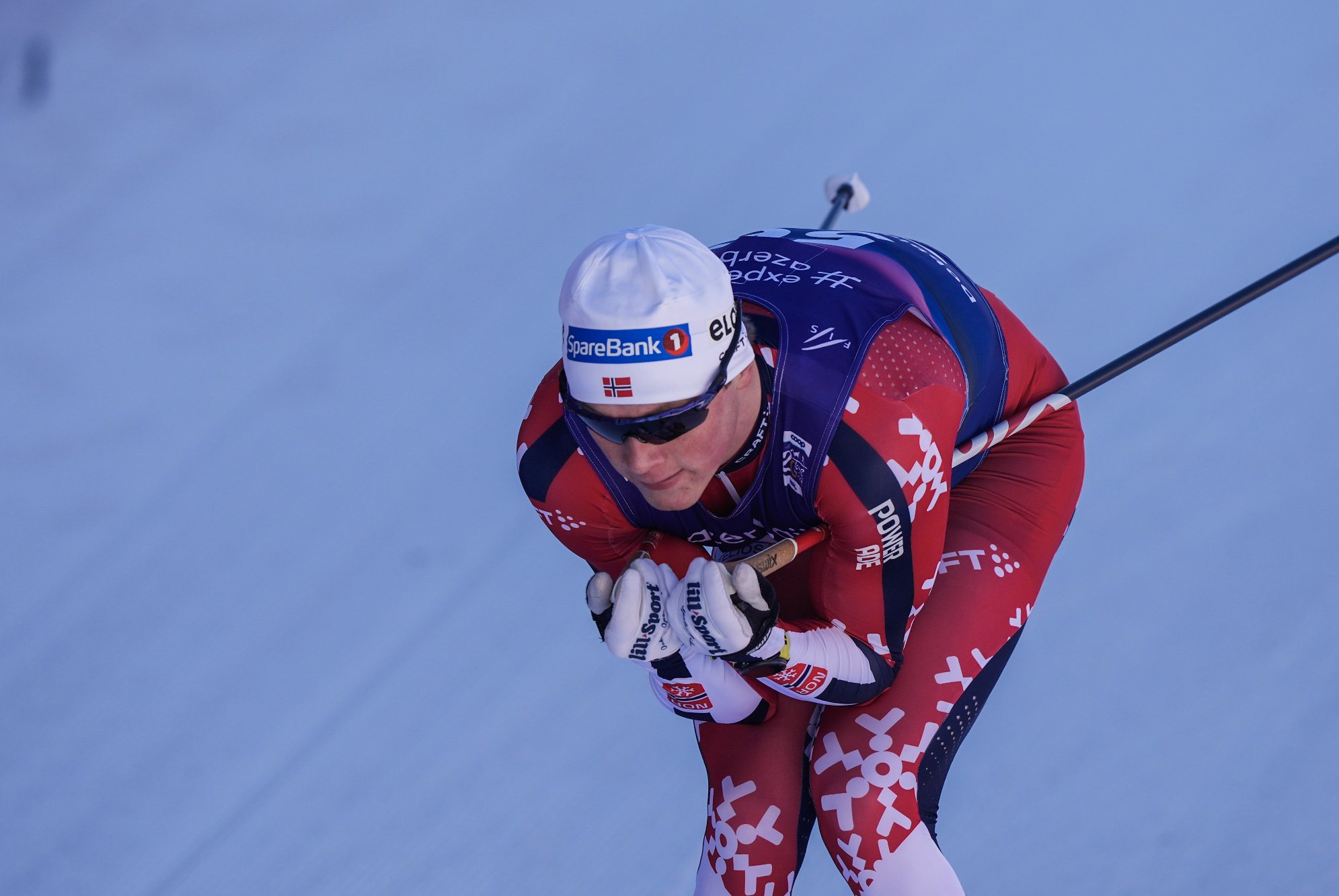 Oskar Opstad Vike reiser hjem fra Tour de Ski