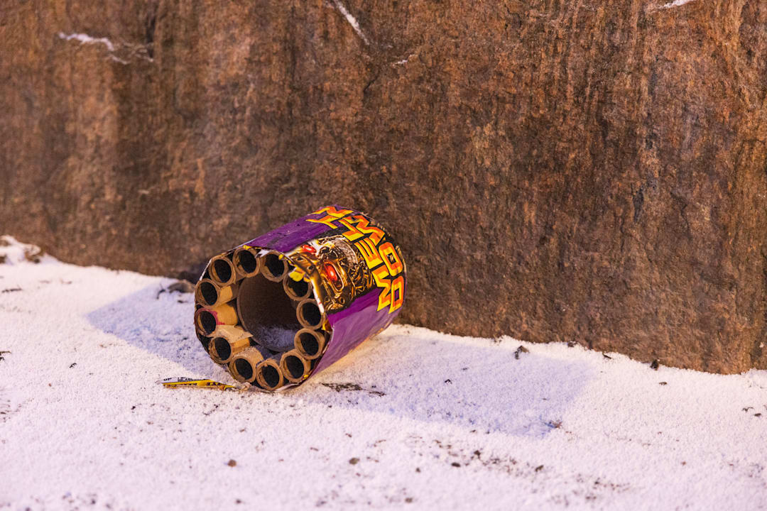 Ti personer fikk øyeskader av fyrverkeri