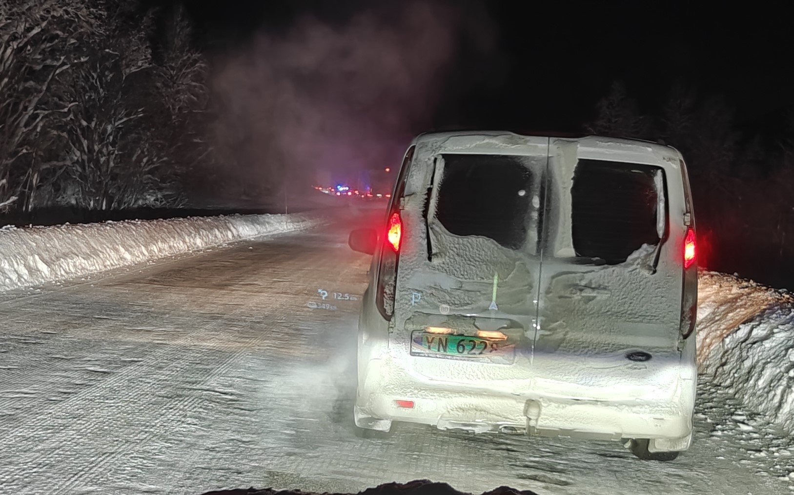 Brann i lastebil - E6 stengt