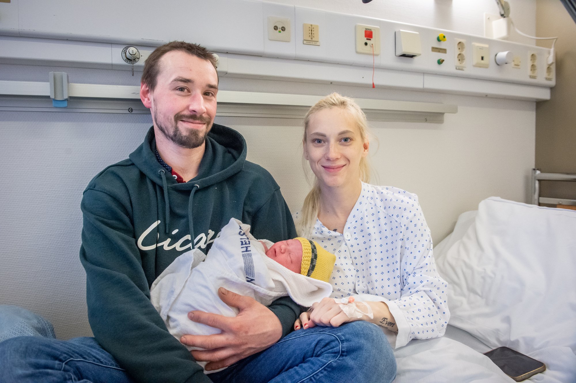 Nyttårsbarnet fikk det travelt – ble født på siden av vegen