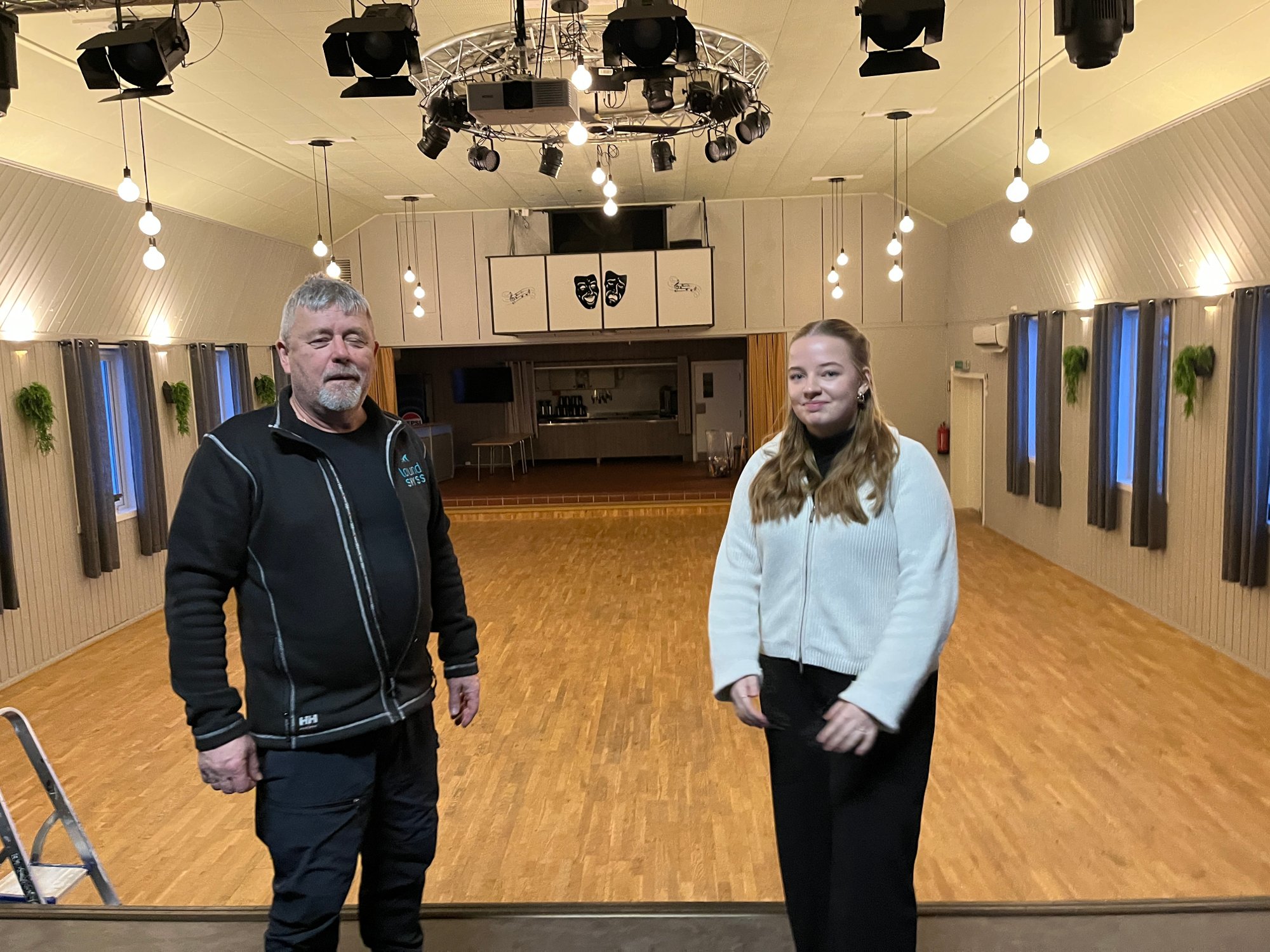 Derfor valgte Malin (20) å feire jula i Øksnes: Én tradisjon trekker henne tilbake