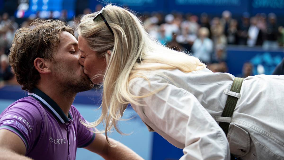 Ruud gifta seg i all hemmelegheit