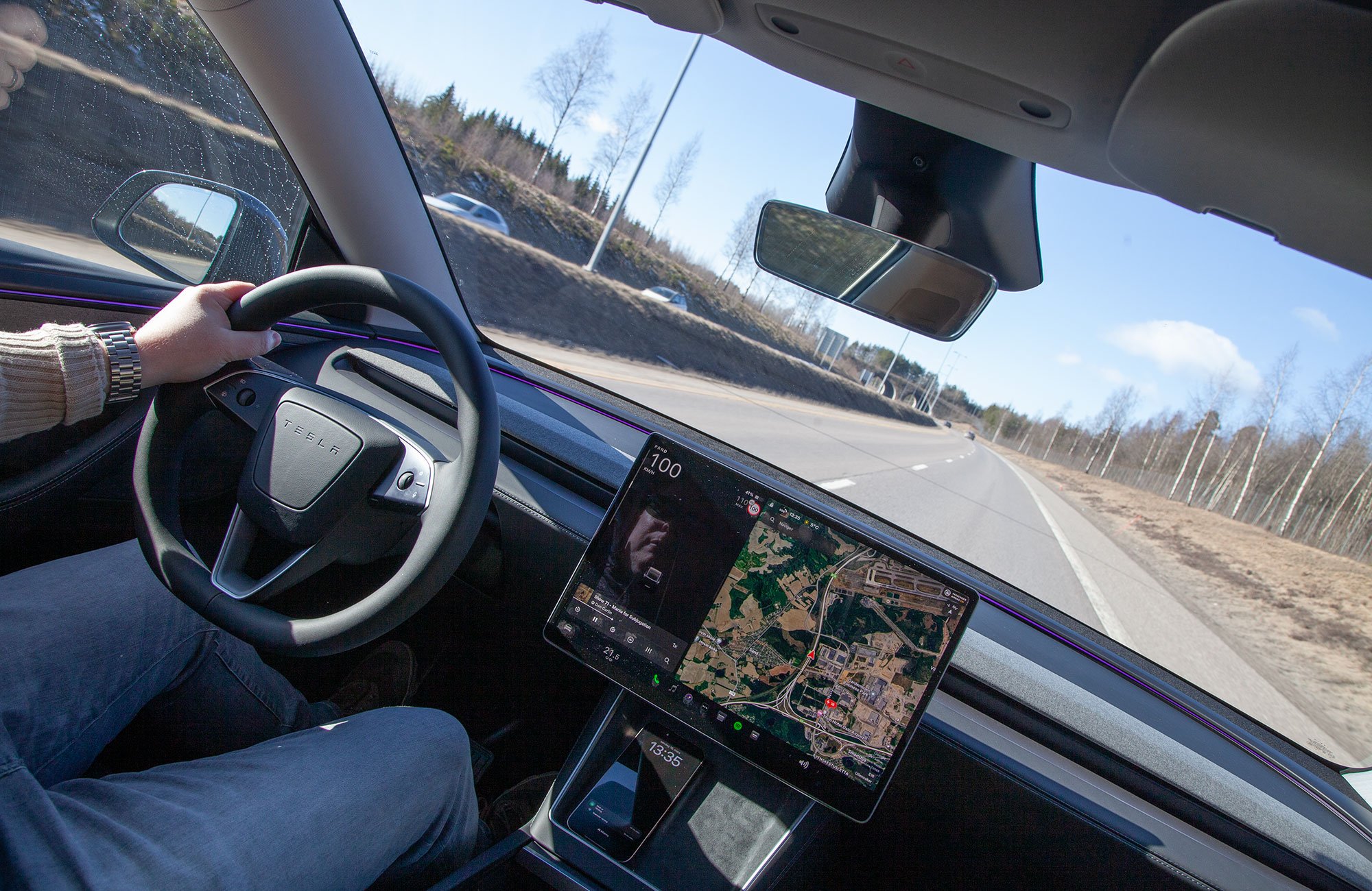 Knuste alle rekorder: Vanvittig år for bilsalget i Norge